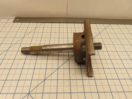 Toro 47-0094 Spindle Shaft Blade Retainer 44&quot; Lite Oxidation - $783.55 MXN