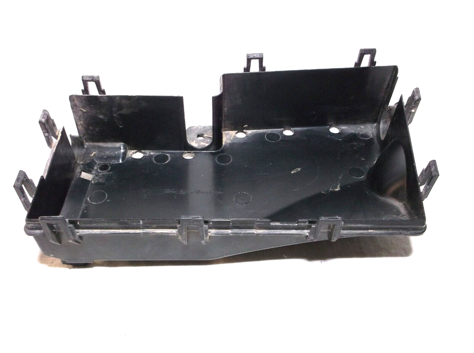 BOTTOM/MOUNTING BOX FOR 12-18  FORD FOCUS /ENGINE BAY/FUSE/RELAY - $7.00