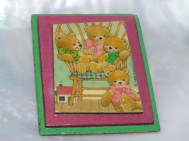 Signed Handcrafted Layered Green &amp; Pink Paper Teddy Bear Rectangle Pin Brooch – - £6.75 GBP