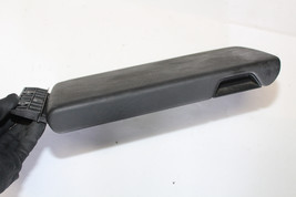 1999-2004 MERCEDES R170 SLK230 CENTER CONSOLE ARMREST LID K355 image 3
