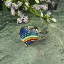 Everyone Loves a Rainbow Heart Mood Ring - £11.07 GBP