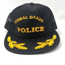 VTG Coral Gabels Police Mesh Trucker Hat Cap Black Gold Puffy Print Wrea... - €11,11 EUR