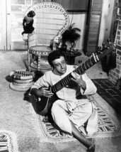 Peter Sellers 8x10 Photo playing sitar from The Party - £6.38 GBP