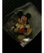Mickey Mouse with book pin - $84.65 MXN