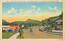 Gatlinburg TN-TENNESSEE-MAIN Street EAST-MOBIL Pegasus SIGN~1942 Postcard - £8.00 GBP