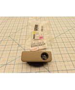 Toyota 55506-35020-E0 Glove Compartment Latch Handle - $374.56 MXN