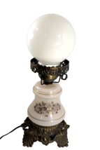 Table Lamp Gwtw Vtg Hurricane 3 Way White Glass Floral Brass Base Not Orig Top - £52.74 GBP