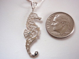 Graceful Seahorse Filigree 925 Sterling Silver Pendant Corona Sun Jewelry - $20.69