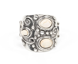 Paparazzi Modern Mountain Ranger White Ring - New - £3.47 GBP