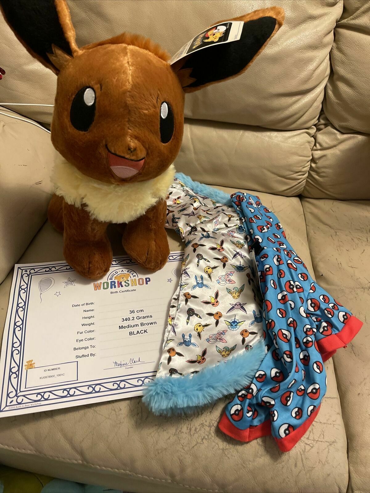 Build A Bear Eevee Bundle 14'' - $48.62