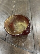 Vtg Murano Small Red Art Glass Bowl Gold Flecks Shell 2.5” - $552.23 MXN