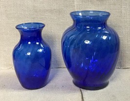 Vintage Swirl Illusion Cobalt Blue Glass Vase Set - £21.79 GBP