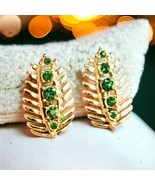 Vintage Gold Tone Green Rhinestone Clip On Earrings - $27.43 CAD