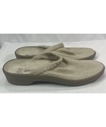Arcopedico Women’s Shoes Size 8 Gold Knit Slip On Flats - $404.67 MXN