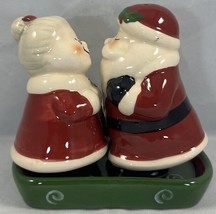 Mr. and Mrs. Santa Claus Salt &amp; Pepper Shakers With Display Dish. *Pre-O... - £6.63 GBP