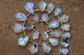 Natural, 21 piece faceted fancy sparrow Rainbow MOONSTONE briolette gemstone bea - £61.62 GBP