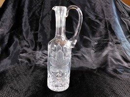 Cut Crystal Carafe with Flower Front and No Stopper # 20806 - $408.27 MXN