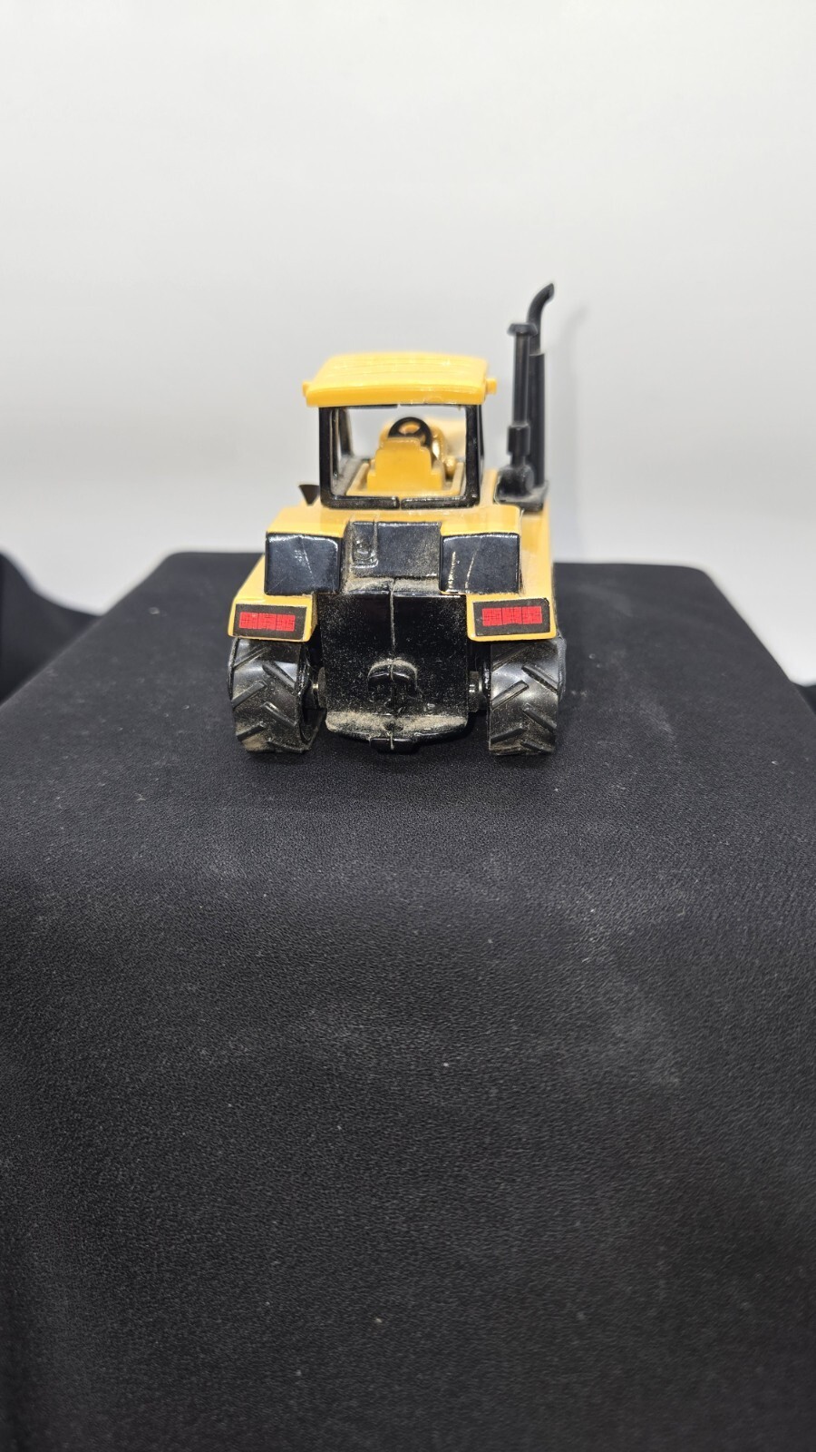 Diecast ERTL Caterpillar CAT 85C Challenger Tractor 3.5” X 2” Farm Equipment Item image 5