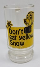 Vintage Don&#39;t Eat Yellow Snow Holiday Dog Glass Beer Mug Cup Barware Rare Xmas - £19.12 GBP