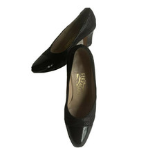 Salvatore Ferragamo Black Leather patterned Pumps toe cap Made in Italy 8 B - $103.94