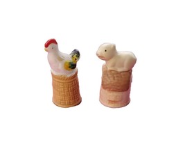 Vintage Enesco Lot of 2 Thimbles Pig on Barn Chicken On Hay So Cute! - £7.84 GBP