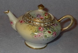 Nippon Hand Painted Floral Roses Gold Trim Tea Pot Teapot - $49.95