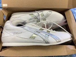 *Damaged Box Asics Woman’s Cheer 6 White/Silver Size 11 - £22.61 GBP