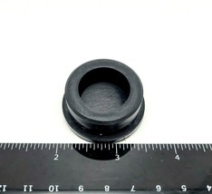 1 1/4&quot; Silicon Rubber Hole Plugs Push In Compression Stem High Quality Covers - £8.52 GBP+