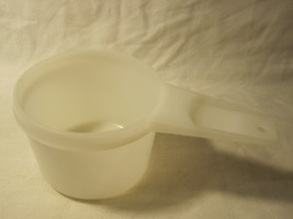 vintage Tupperware #761: Measuring Cup - 1 Cup - Milky White - $4.00