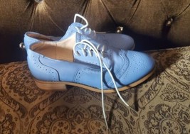 Blue Oxford Womens  8 Or 41 - $40.00