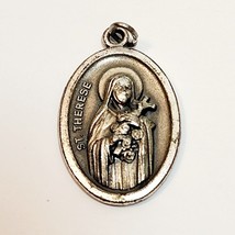 Vintage Silver Tone Saint Theresa Pendant Charm Italy Pray For Us All 1&quot; - $375.23 MXN