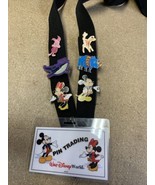 Disney Trading Pins 6 plus Lanyard - $453.02 MXN
