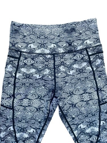 NWOT Zyia Women’s Active Snake Print Cropped Leggings Side Pockets NEW NO TAGS  Item image 3