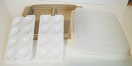 Vintage Tupperware 4 pc. Beige Deviled Egg keeper # 723-3 lid 722-3 Nice Cond - £11.62 GBP