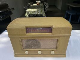Learadio Tube Radio Model 662,663,664,665 - $53.46
