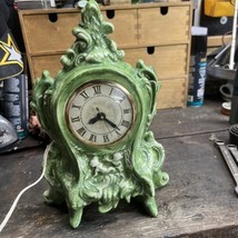 Vintage Lanshire Ceramic Mantle Clock Green &amp; White Made In USA Works! - £21.19 GBP