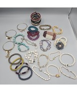 Bracelet Lot (26) Imitation Pearl Stretch Bangle Cuff Wearable Beaded - $557.69 MXN