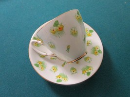 Gladstone, England,  &quot;Primrose&quot; pattern, cup and saucer, yellow flowers RARE - £31.75 GBP