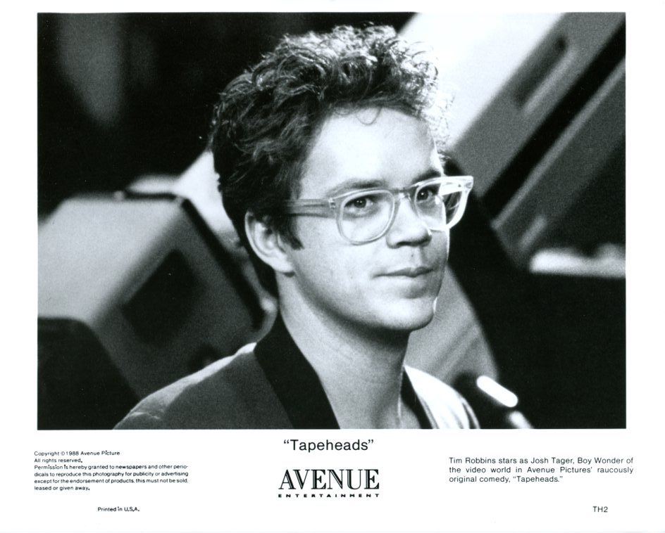 Tim Robbins 8x10 ORIGINAL photo X2944 - $2.99