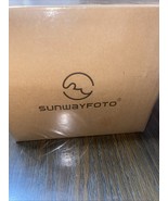 Camera Rotating Leveling Base DYH-90Ri - Sunwayfoto - with level indicator - $589.13 MXN