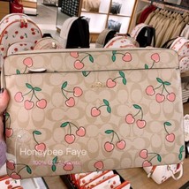nwt Coach Laptop Sleeve In Signature Canvas With Heart Cherry Print - £108.73 GBP