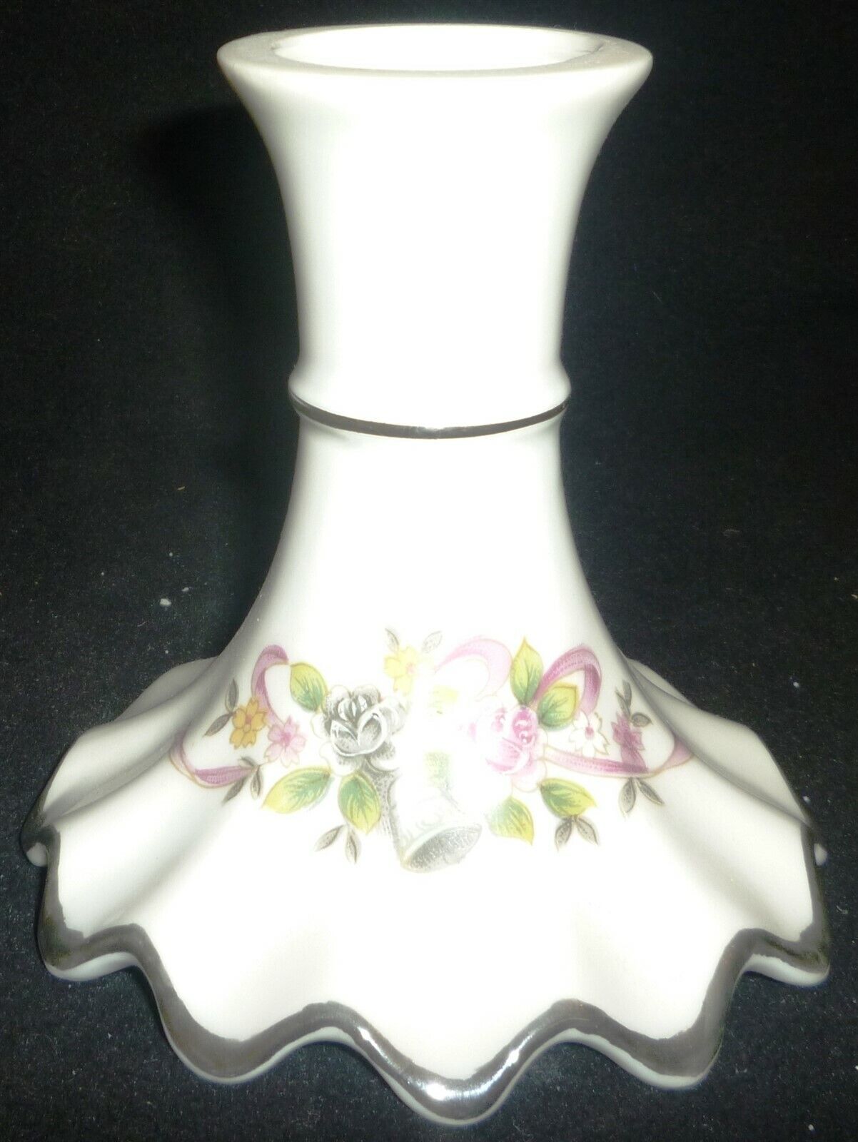 CHARMING VINTAGE LEFTON PORCELAIN FLOWERS CANDLEHOLDER XA7788 JAPAN - $4.00