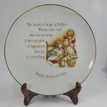 Holly Hobbie Commemorative Edition &#39;Happy Mothers Day&#39; Plate 1976 10&quot; UHH7Y - £10.99 GBP