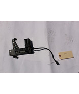 2004-2007 BMW E60 525i LEFT DRIVER SIDE ADJUSTMENT HEADREST MOTOR V104 - $1,005.33 MXN