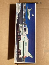 Hess 1999 Toy Truck and Space Shuttle With Satellite Take a LOOK !!!!!!!!! - £23.58 GBP
