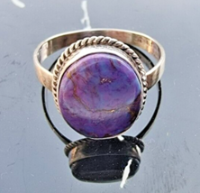 STS 925 STERLING SILVER PURPLE  12 X 10 MM. OVAL CHAROITE  RING SIZE 8 - $631.68 MXN