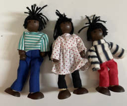 Melissa &amp; Doug Ryans Room Plan Toys Wood 5&quot; doll house family figures AA Posable - £17.78 GBP