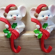 1970s Christmas Plastic White Mouse Holly Red Bow Stocking Hangers Set Of 2 - $256.41 MXN