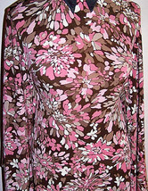 Rose Brown and Beige Chrysanthemum Print Lycra Stretch Fabric 1 yard 23 inches - £23.98 GBP