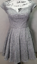 B. Smart Short Party Dress Womens Size 9 Silver Sequin Sweetheart Neck Back Zip - £25.46 GBP